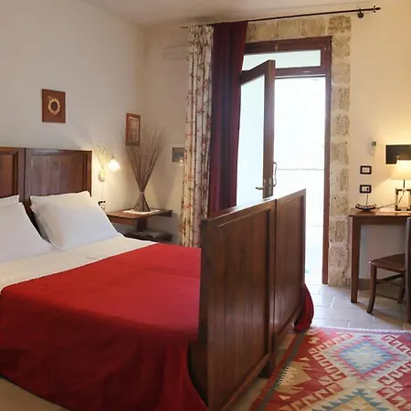 Hotel Masseria L'uliveto Agri 3*
